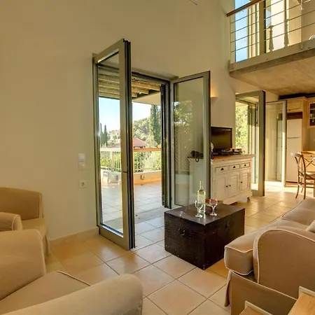 Βίλα Sleeps 6 Pool Air Con Wifi *